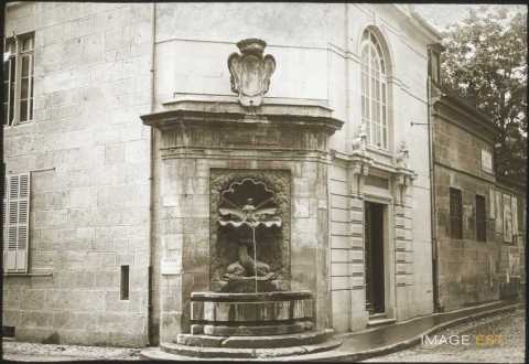 Fontaine des Dames (Besançon)